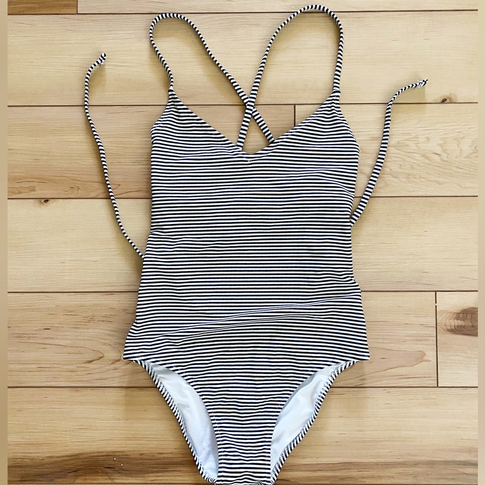 American Eagle/Aerie Strappy One Piece Swimsuit